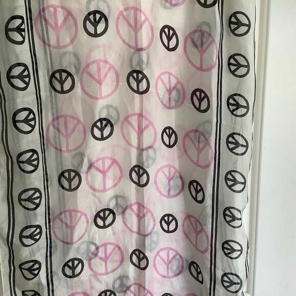Peace Sign Print Rectangular 100% Silk Scarf White/Black/Pink - Picture 1 of 6